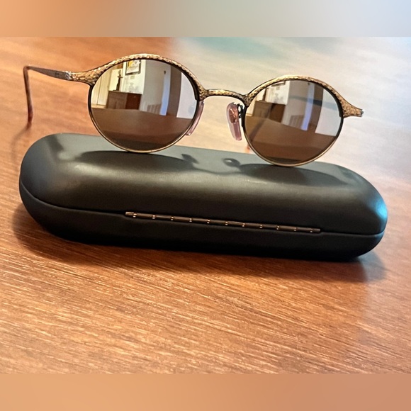 Revo 1113 054 Hammered Blue Mirror Sunglasses - Picture 2 of 2